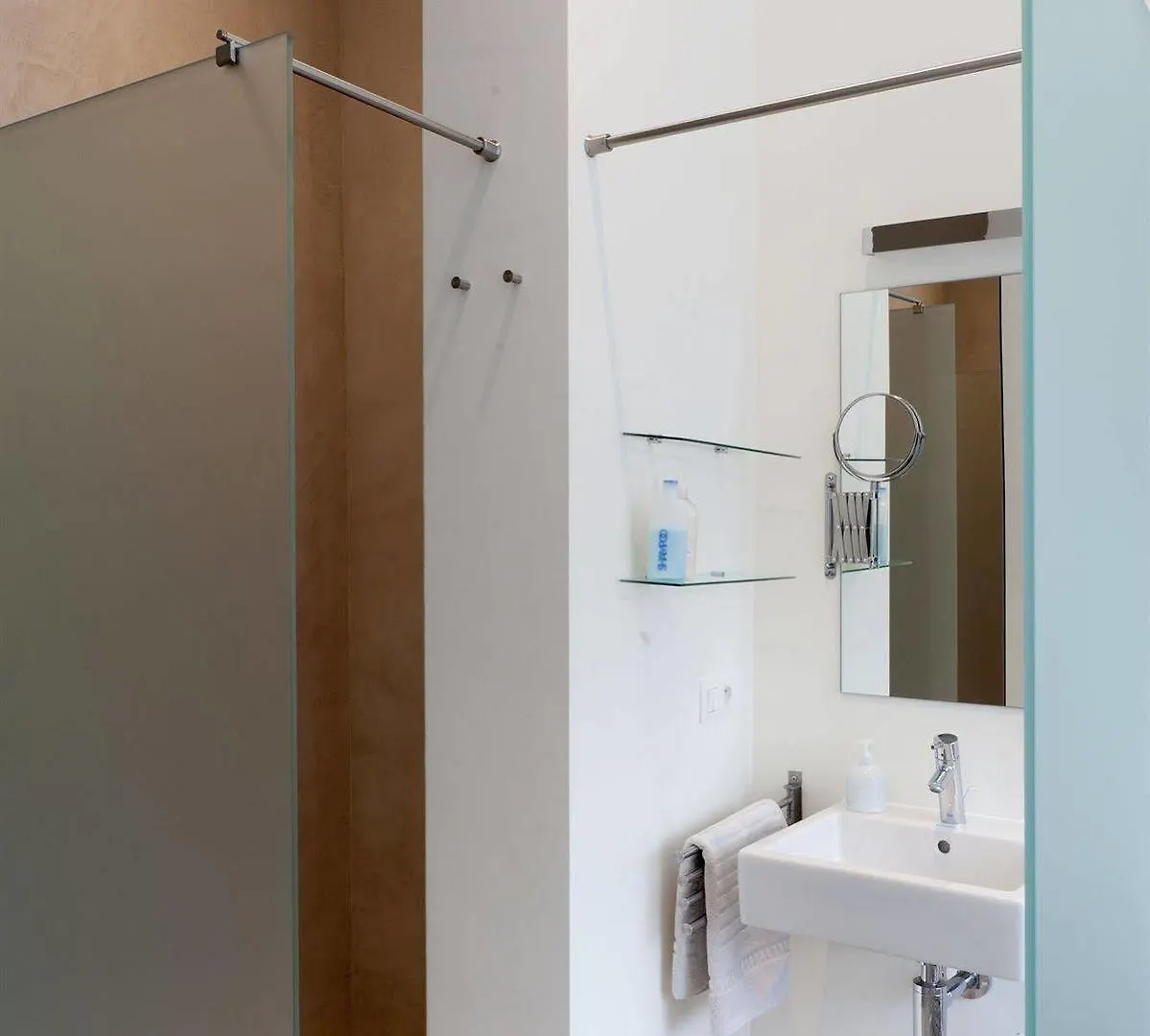 B&B Rosier 10 Antwerp 3*,  Belgium